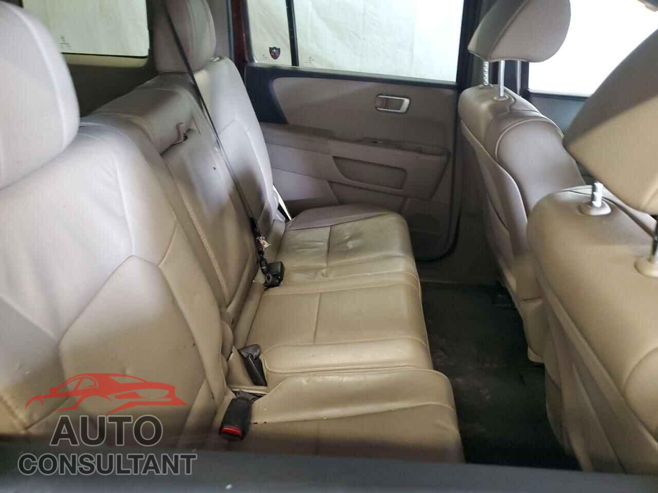 HONDA PILOT 2013 - 5FNYF4H56DB046111