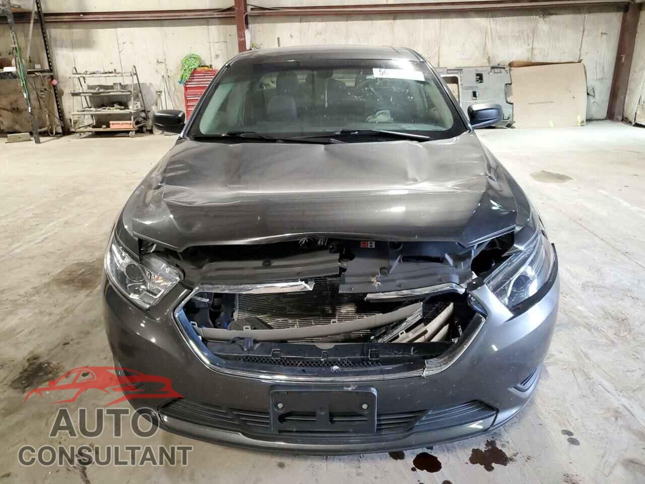 FORD TAURUS 2017 - 1FAHP2D84HG143262