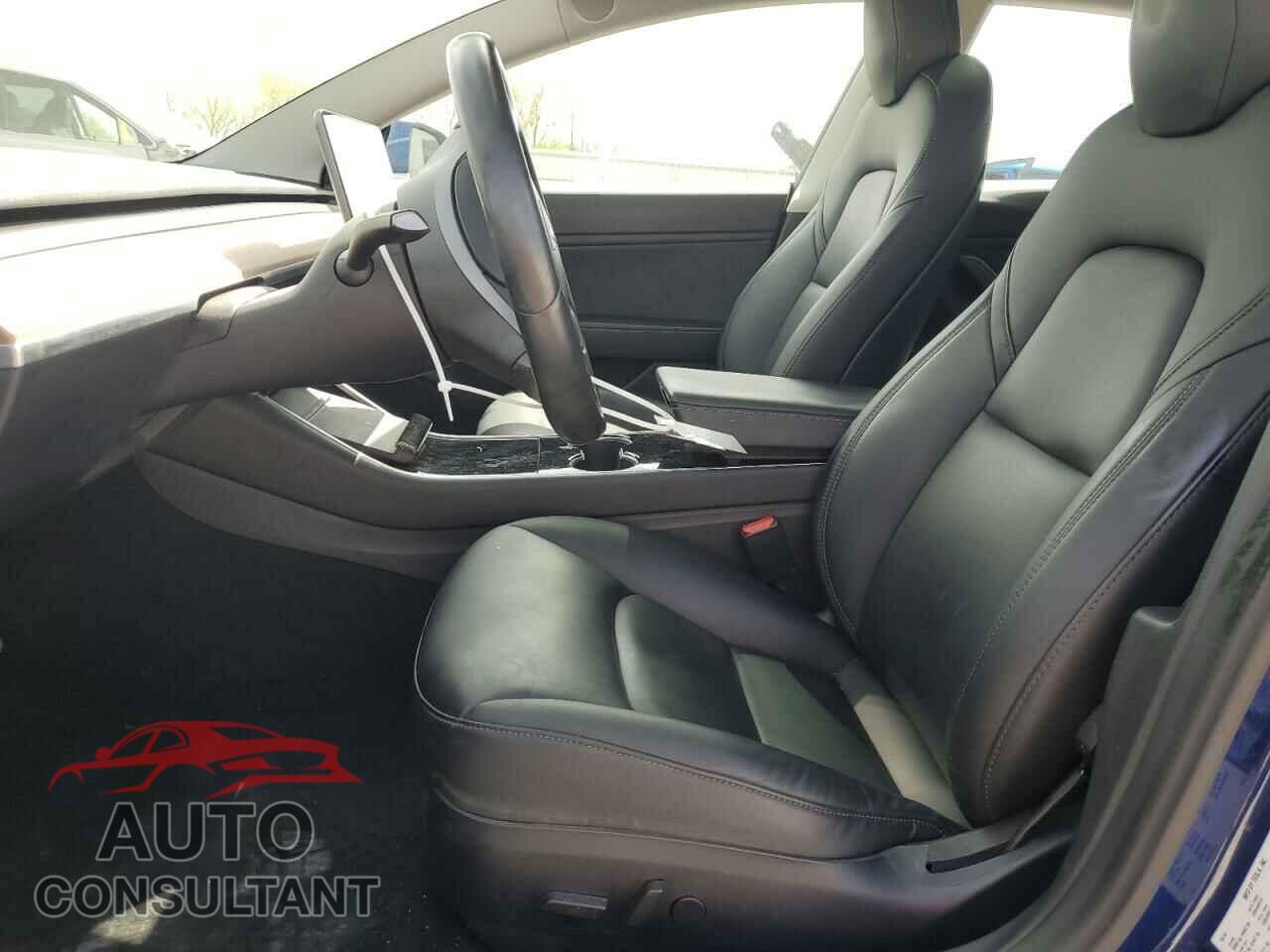 TESLA MODEL 3 2018 - 5YJ3E1EB3JF105357