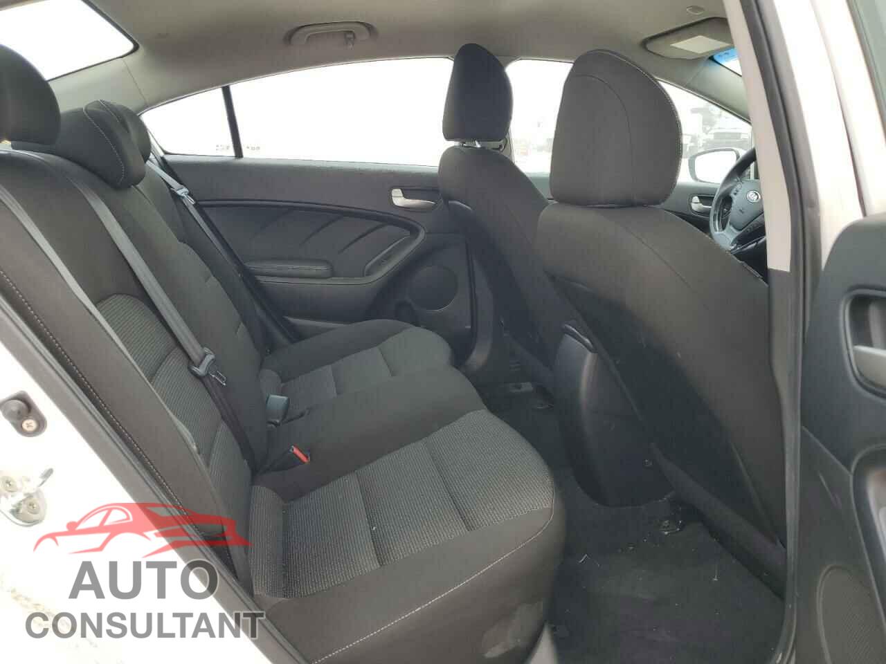 KIA FORTE 2017 - 3KPFK4A73HE054998