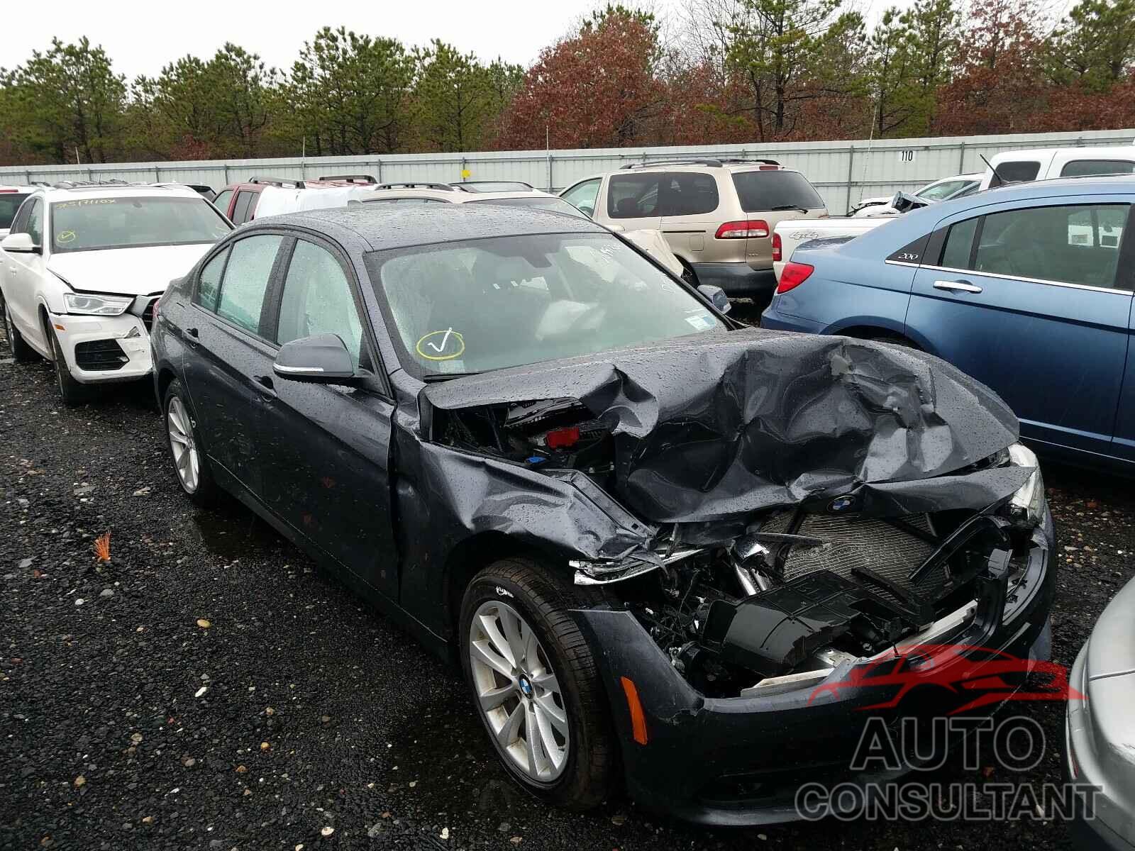 BMW 3 SERIES 2018 - WBA8A3C56JA494592
