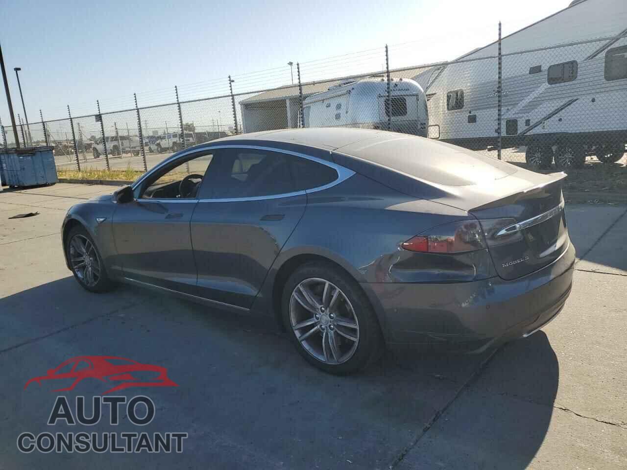 TESLA MODEL S 2015 - 5YJSA1H11FF093937