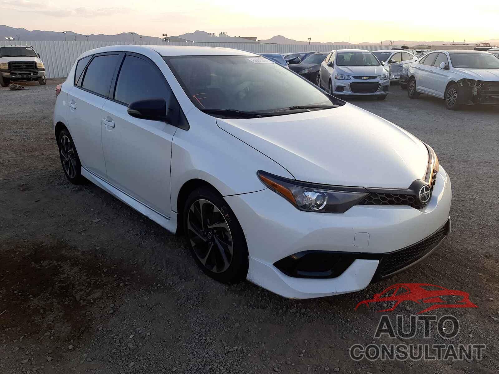 TOYOTA SCION 2016 - JTNKARJE3GJ519256