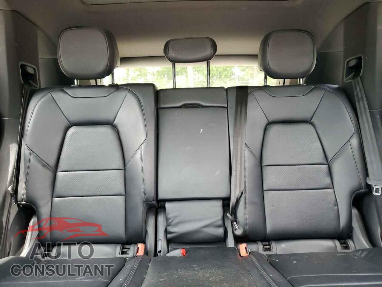 PORSCHE CAYENNE 2019 - WP1AA2AY8KDA04454