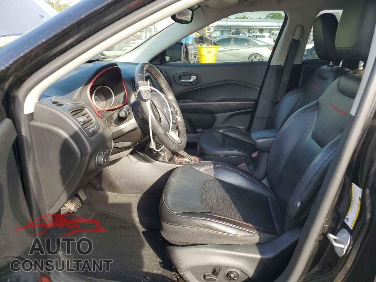 JEEP COMPASS 2018 - 3C4NJDDB6JT401899