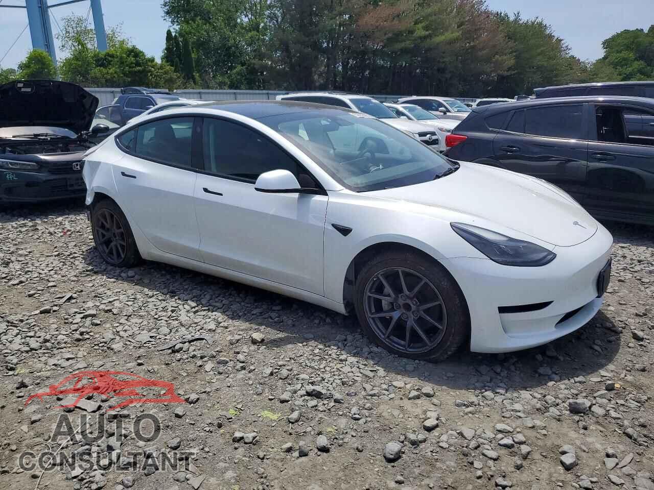 TESLA MODEL 3 2023 - 5YJ3E1EA3PF476129