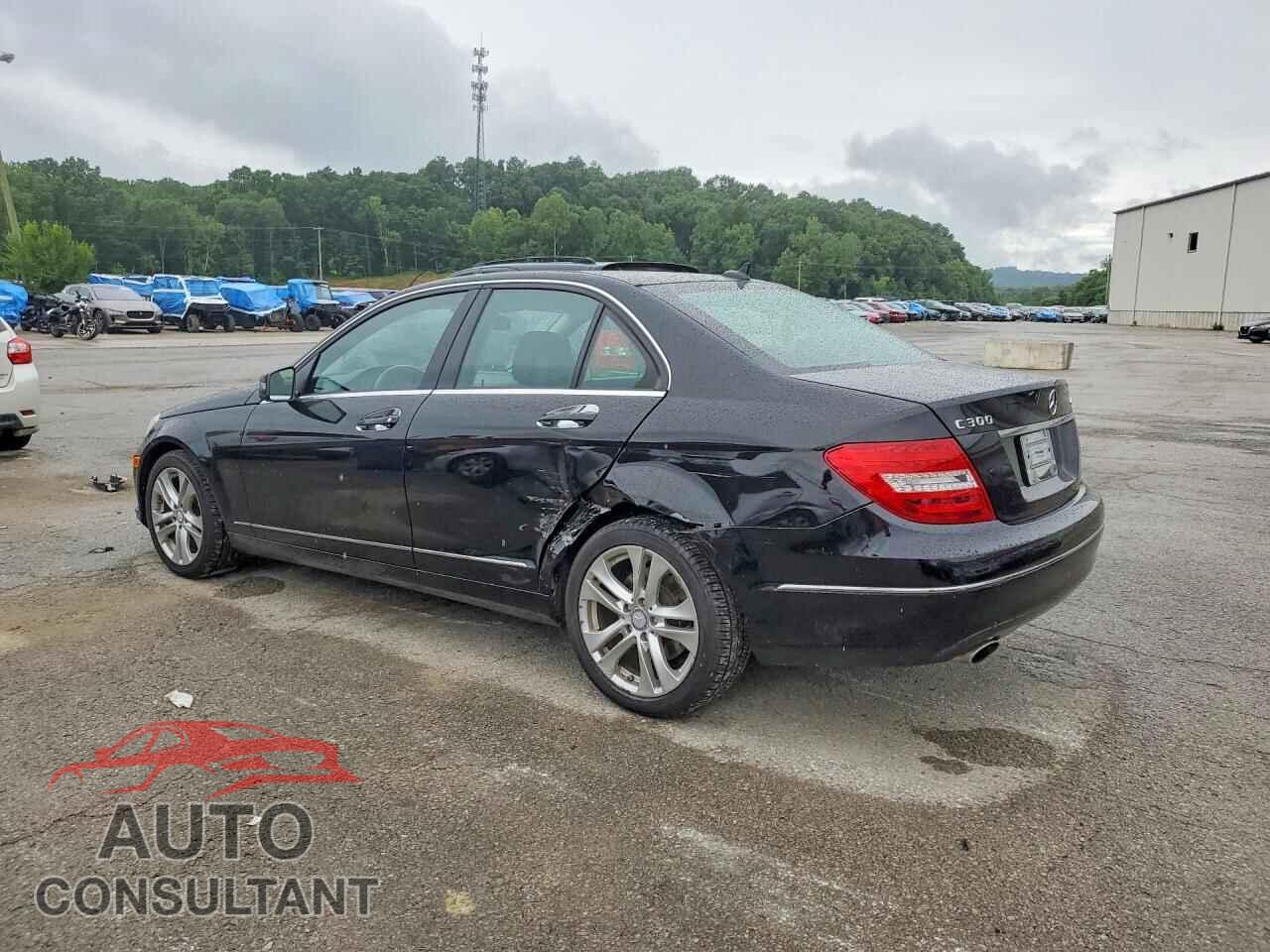 MERCEDES-BENZ C-CLASS 2013 - WDDGF8AB5DR244732