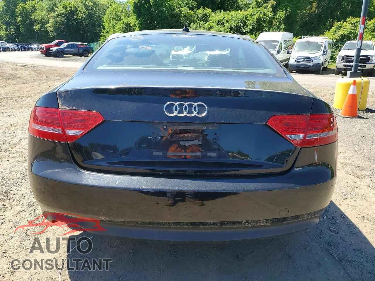 AUDI A5 2011 - WAURFAFR0BA071212