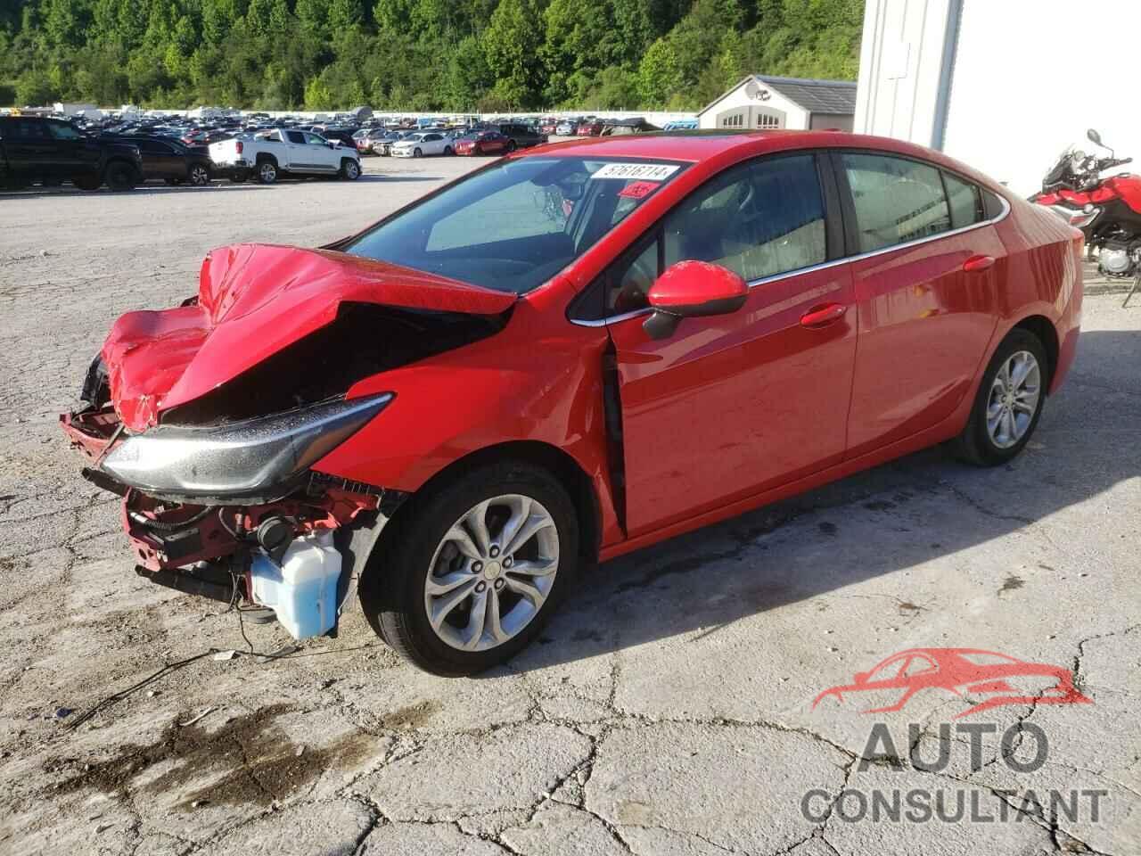 CHEVROLET CRUZE 2019 - 1G1BE5SM3K7139386