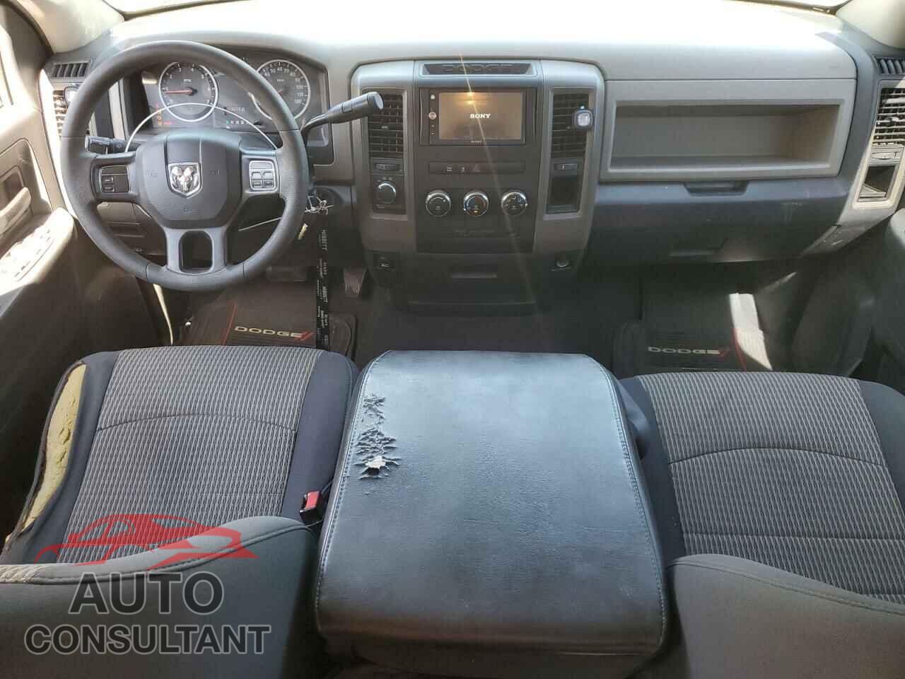 DODGE RAM 1500 2012 - 1C6RD7FT5CS141135