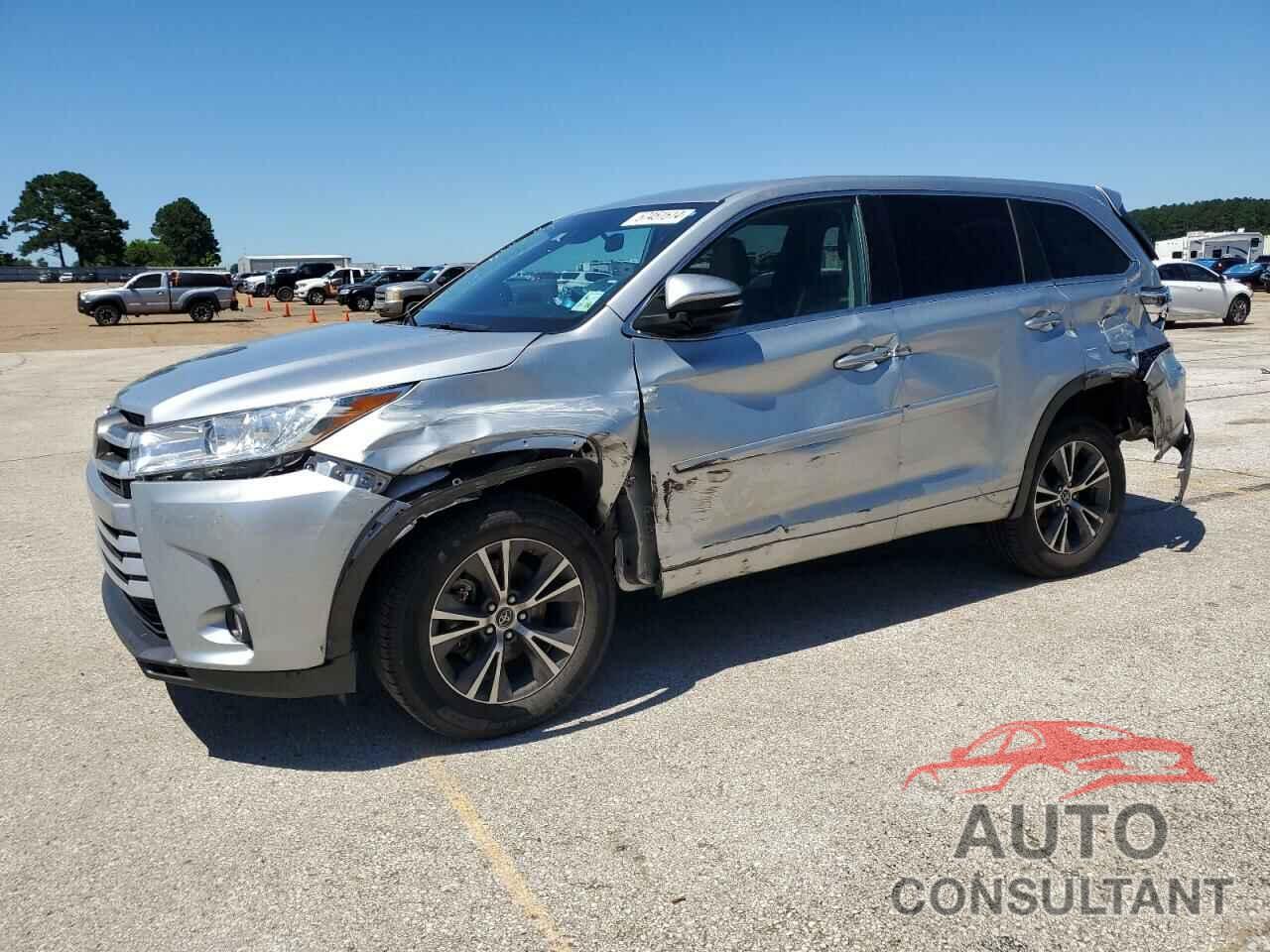 TOYOTA HIGHLANDER 2018 - 5TDZZRFH5JS248354