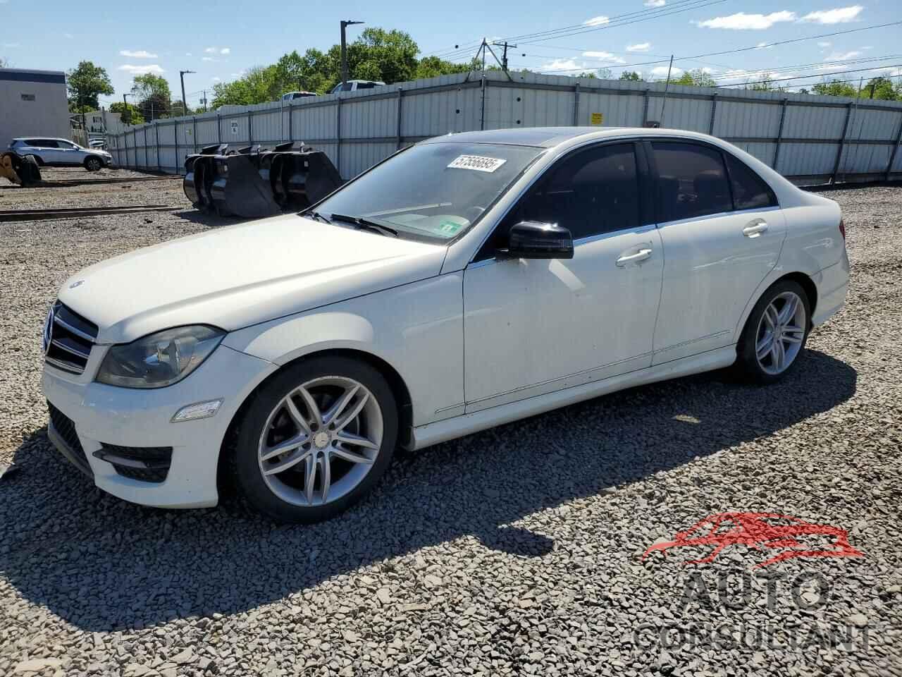 MERCEDES-BENZ C-CLASS 2012 - WDDGF8BB5CR199997