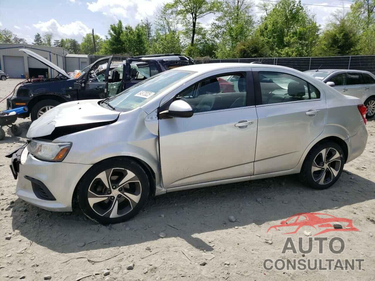 CHEVROLET SONIC 2017 - 1G1JF5SB7H4102679