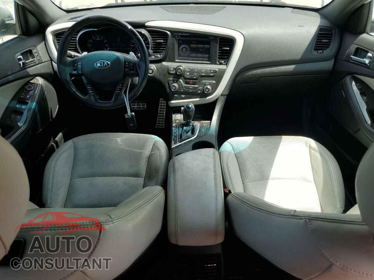 KIA OPTIMA 2013 - 5XXGR4A62DG217827