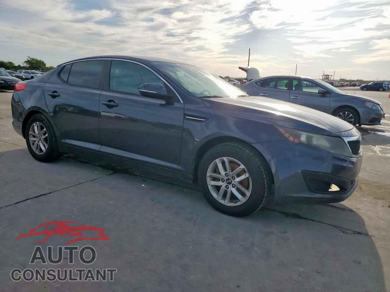 KIA OPTIMA 2011 - KNAGM4A76B5141244