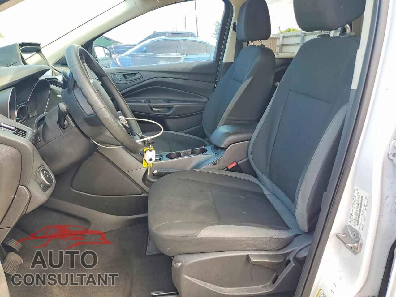 FORD ESCAPE 2015 - 1FMCU0F76FUC28121