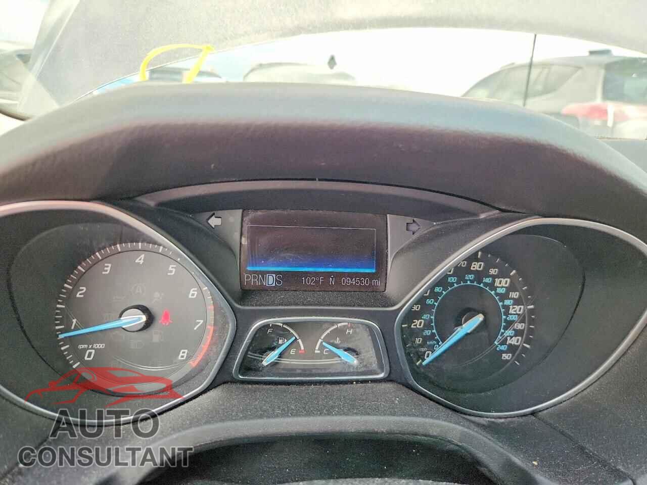 FORD FOCUS 2012 - 1FAHP3N28CL399484