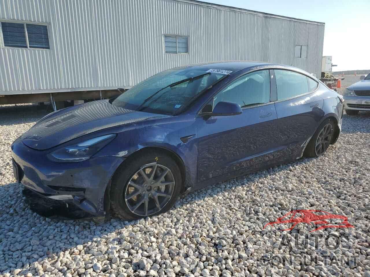 TESLA MODEL 3 2022 - 5YJ3E1EB4NF305072