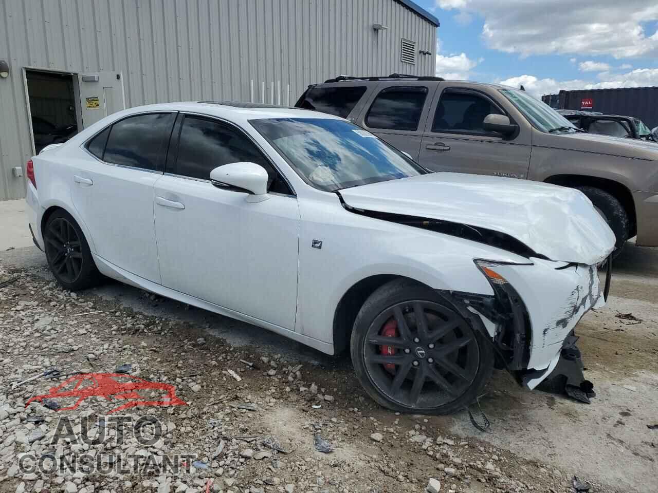 LEXUS IS 2015 - JTHCE1D23F5010046