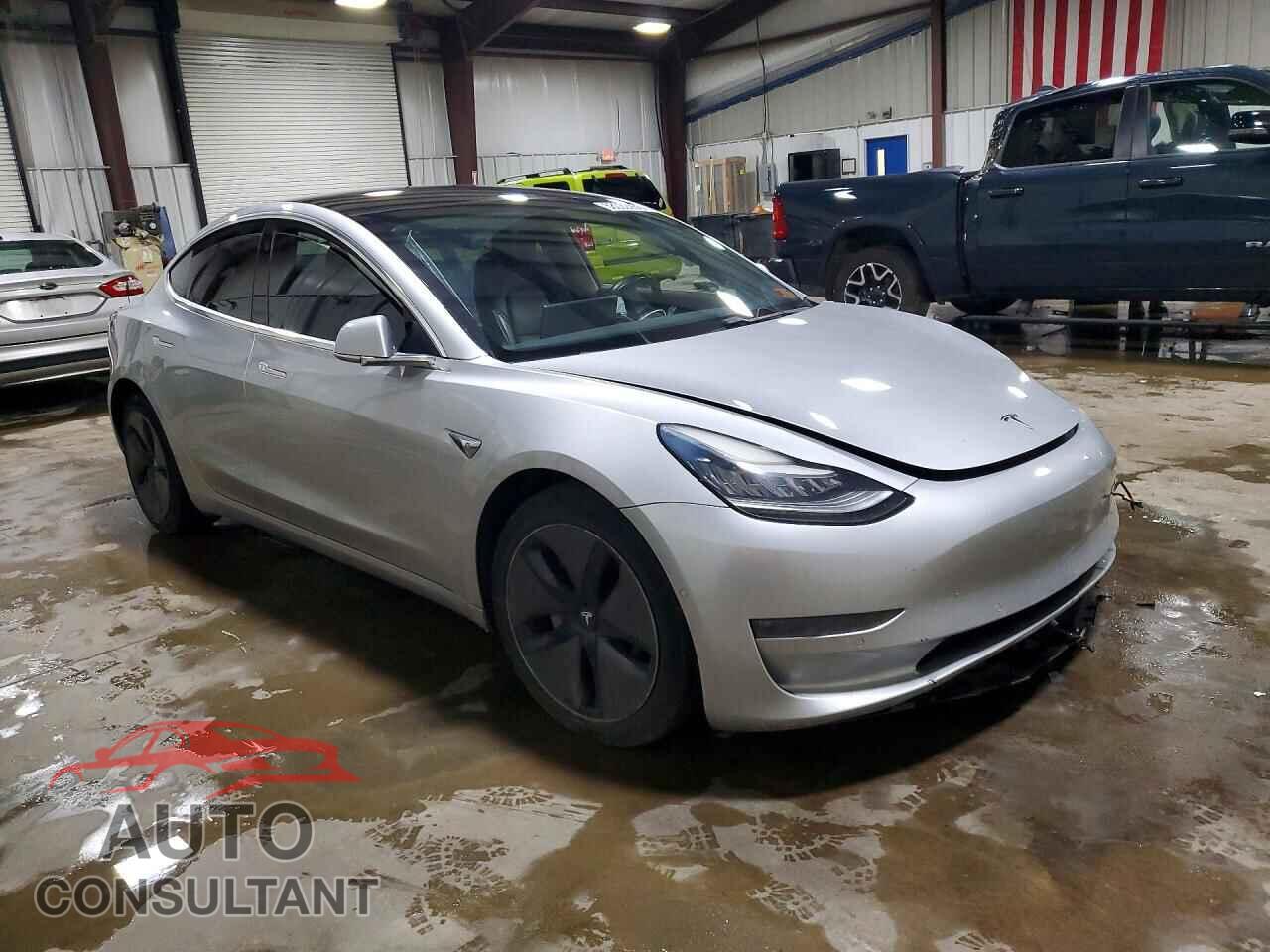 TESLA MODEL 3 2018 - 5YJ3E1EB4JF091114