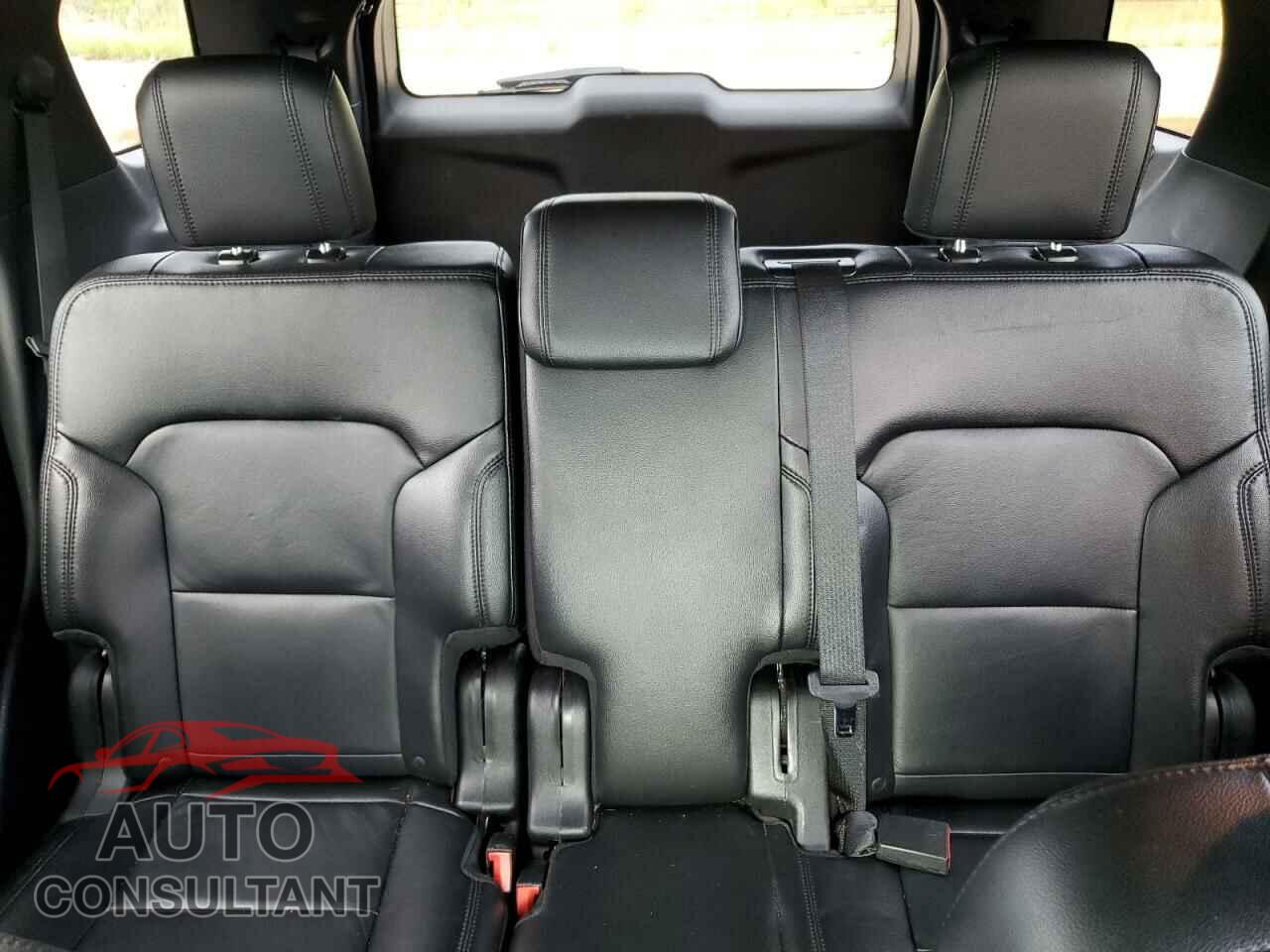 FORD EXPLORER 2016 - 1FM5K7D80GGD00241
