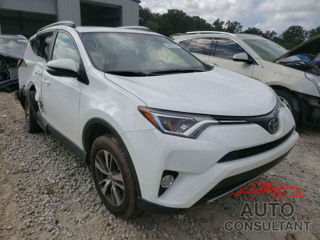 TOYOTA RAV4 2018 - JTMWFREV2JJ209592