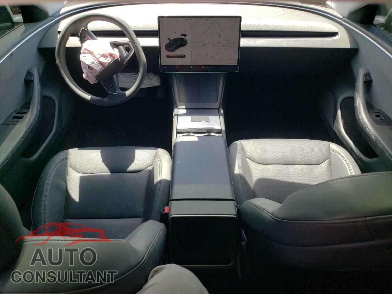 TESLA MODEL 3 2024 - 5YJ3E1EA9RF722202