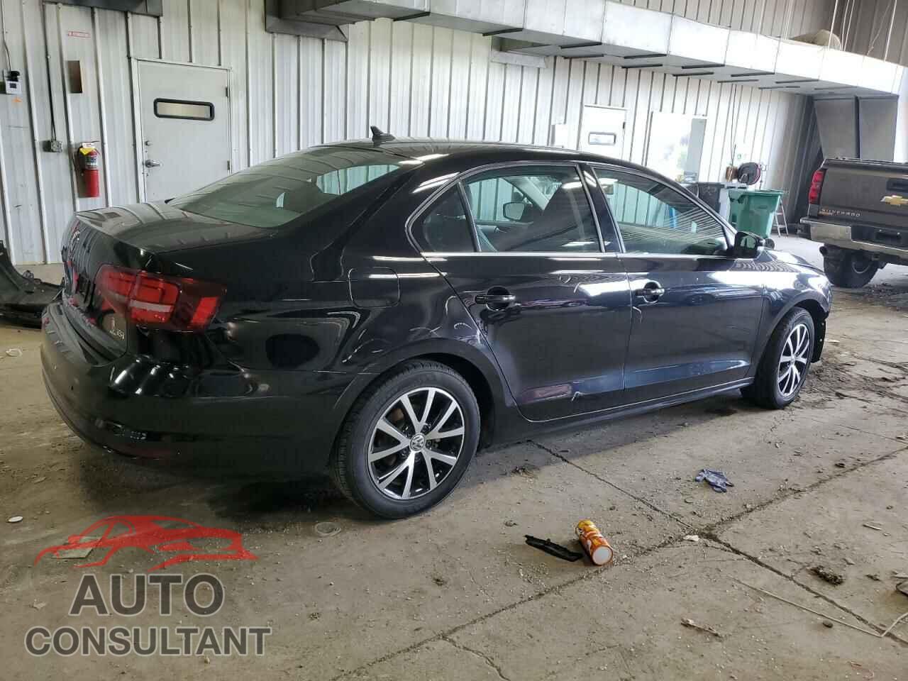 VOLKSWAGEN JETTA 2017 - 3VWDB7AJ4HM239505