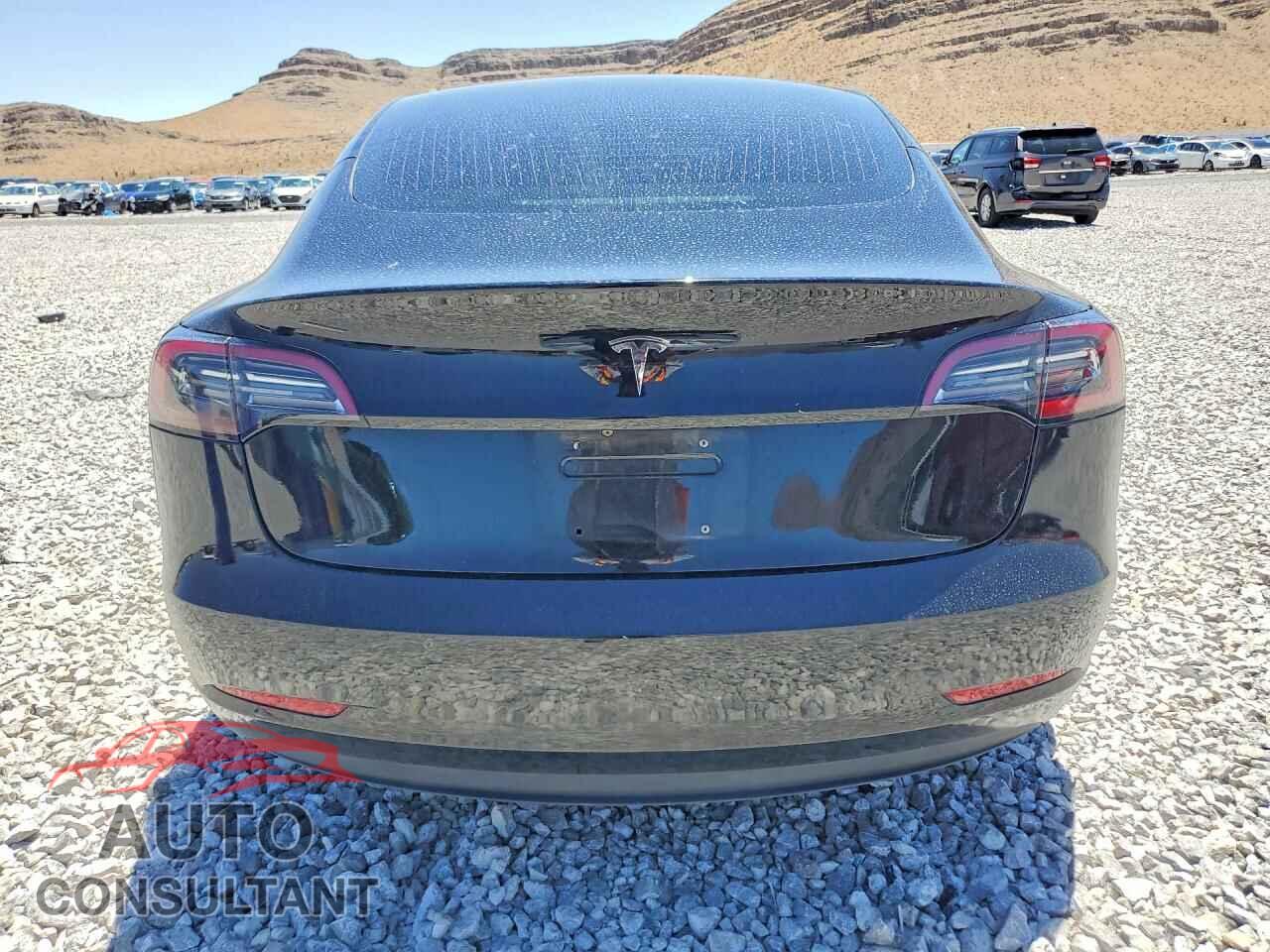 TESLA MODEL 3 2018 - 5YJ3E1EA7JF075951