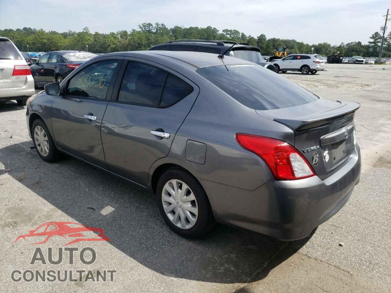 NISSAN VERSA 2017 - 3N1CN7AP1HL817532