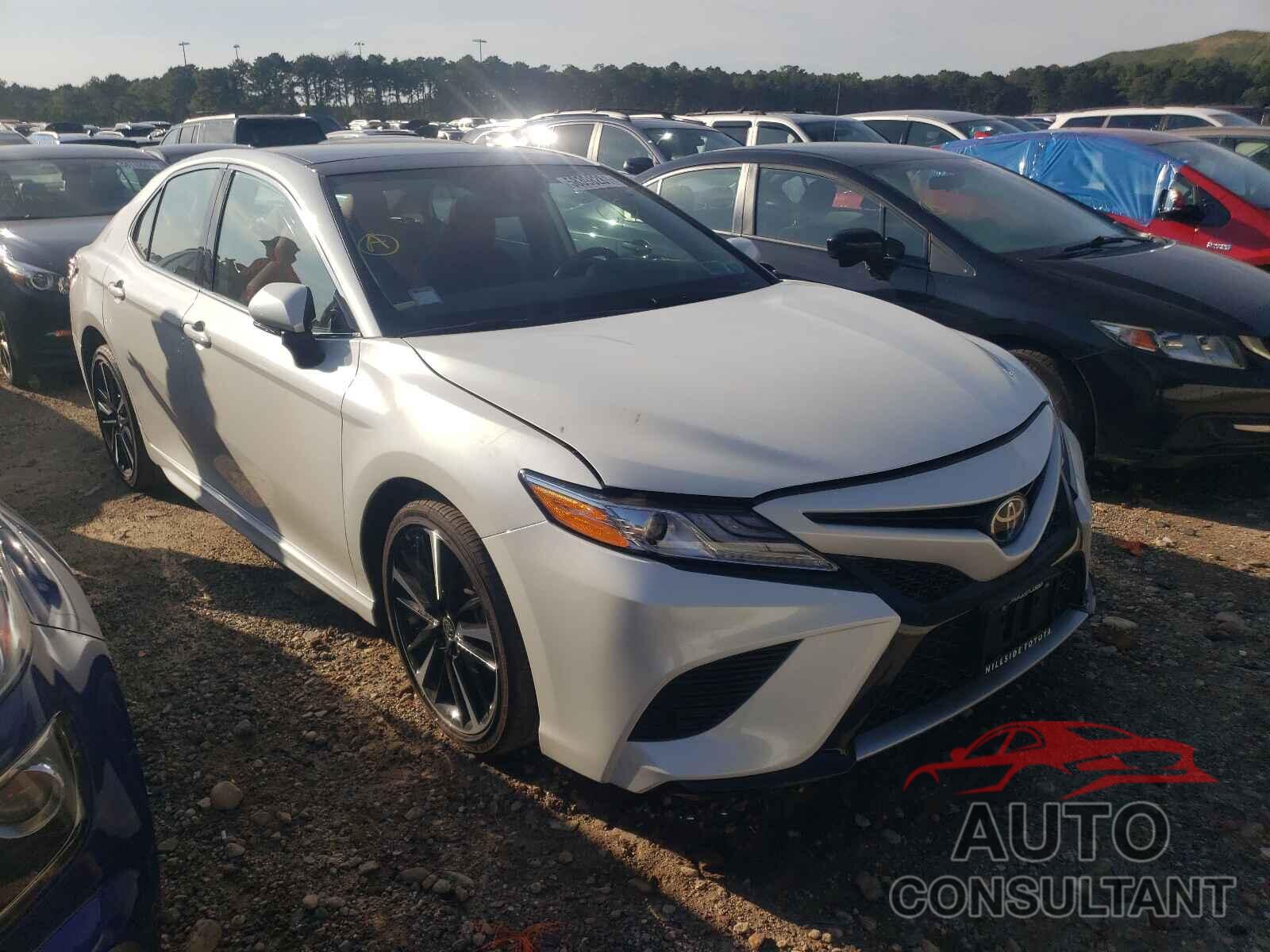TOYOTA CAMRY 2020 - 4T1K61BKXLU018316