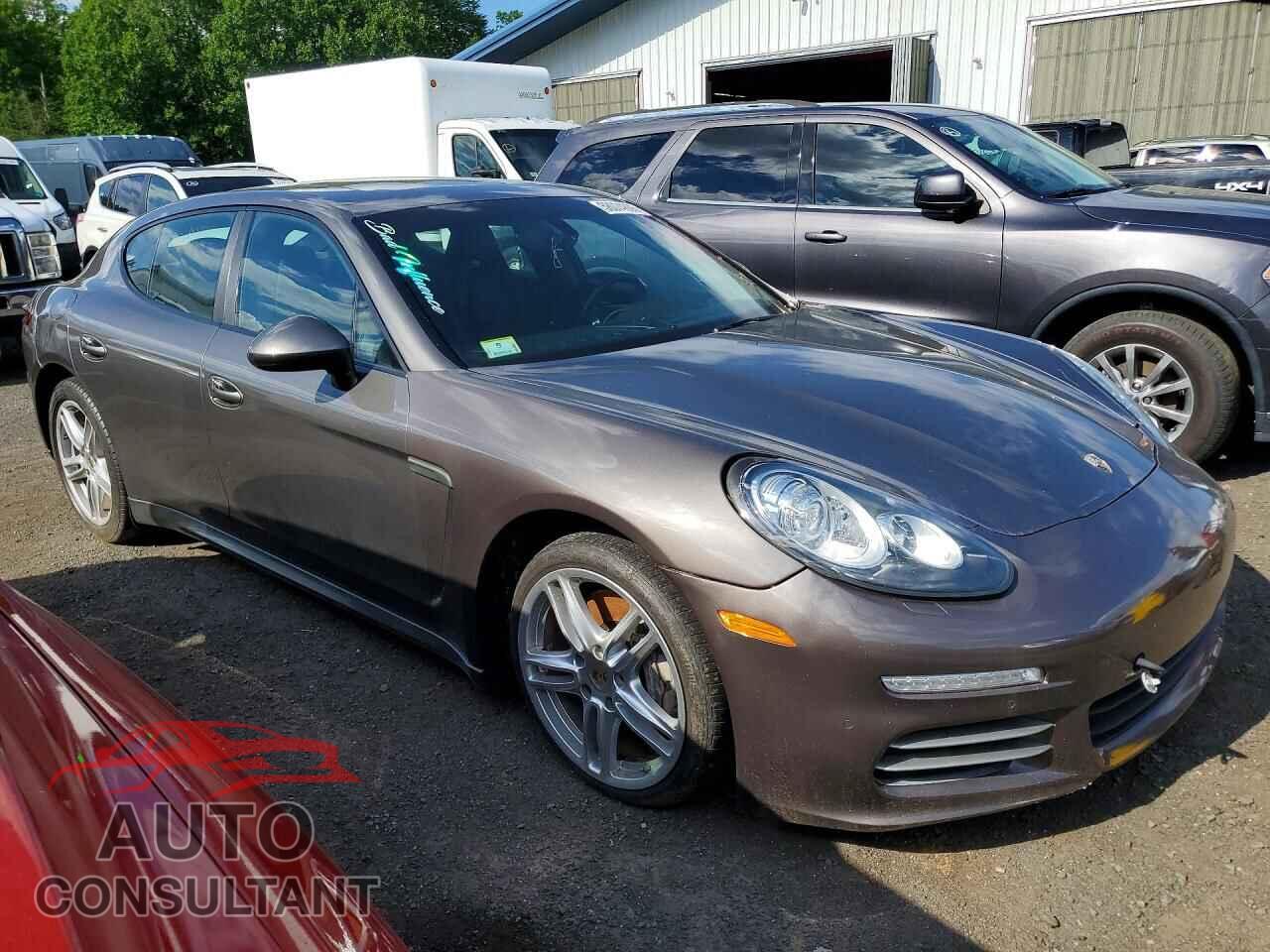 PORSCHE PANAMERA 2015 - WP0AA2A76FL005185