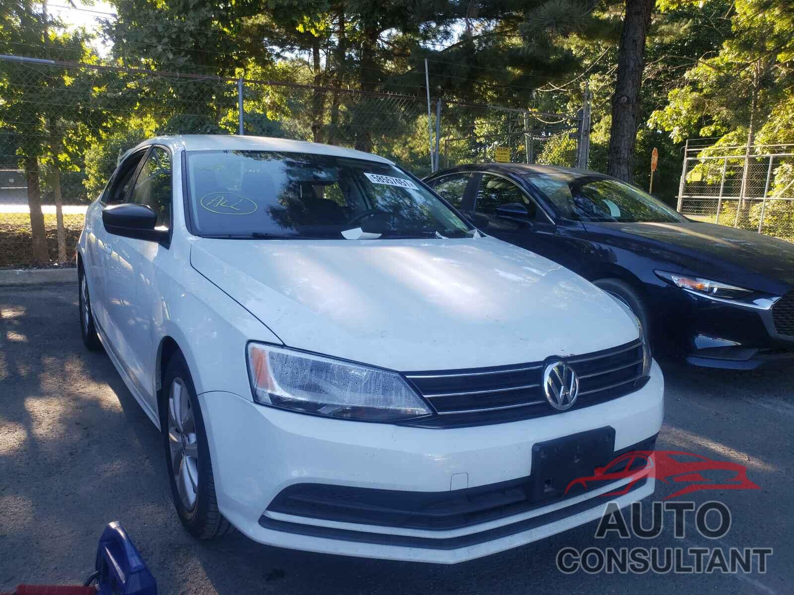 VOLKSWAGEN JETTA 2016 - 3VWD67AJ6GM251674