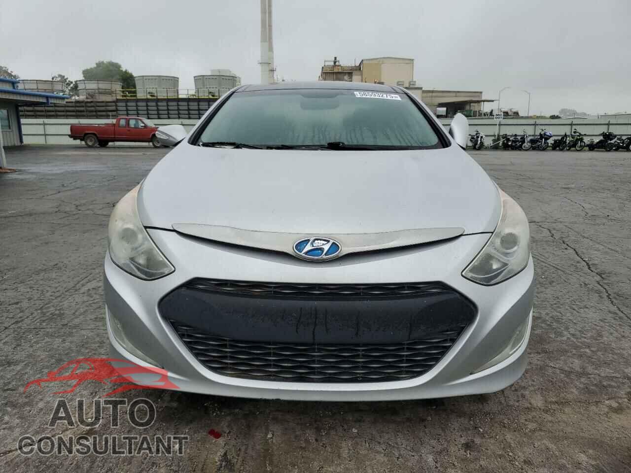 HYUNDAI SONATA 2011 - KMHEC4A48BA018521