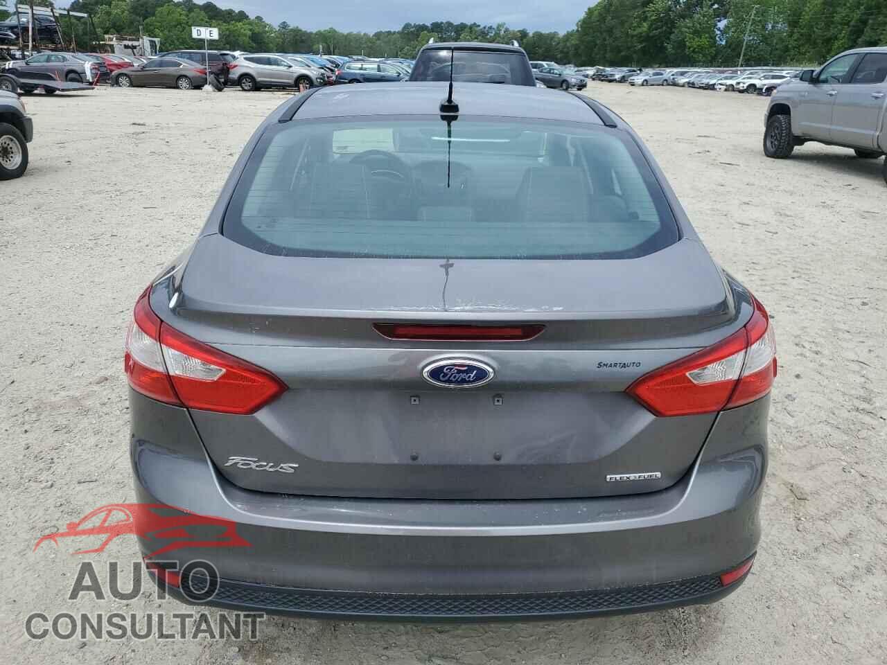 FORD FOCUS 2013 - 1FADP3E21DL277470