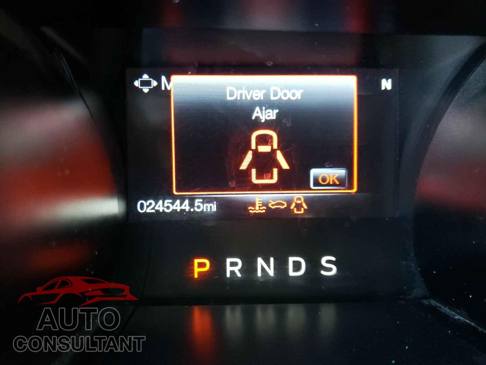 FORD MUSTANG 2019 - 1FATP8UH1K5161430