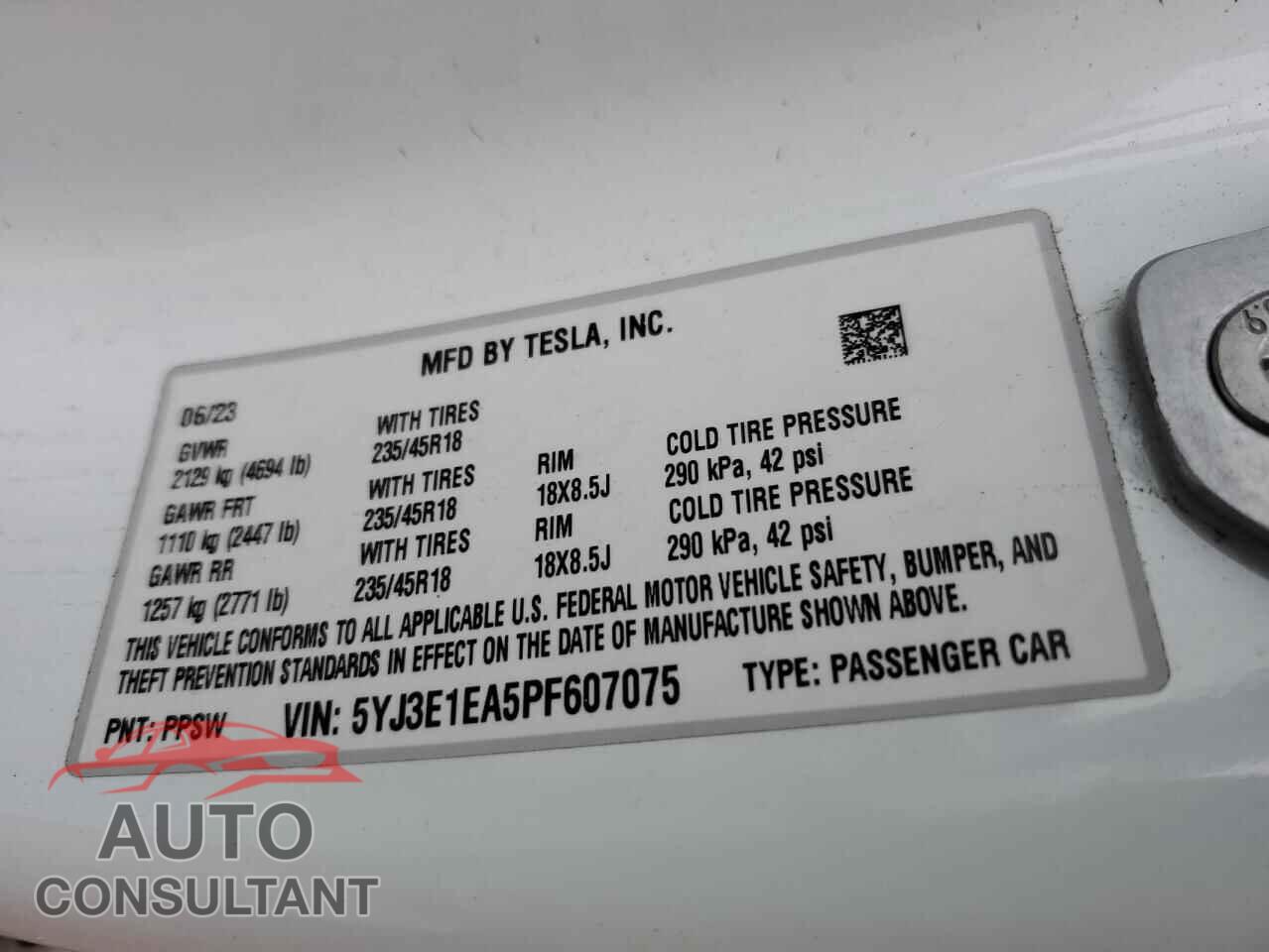 TESLA MODEL 3 2023 - 5YJ3E1EA5PF607075