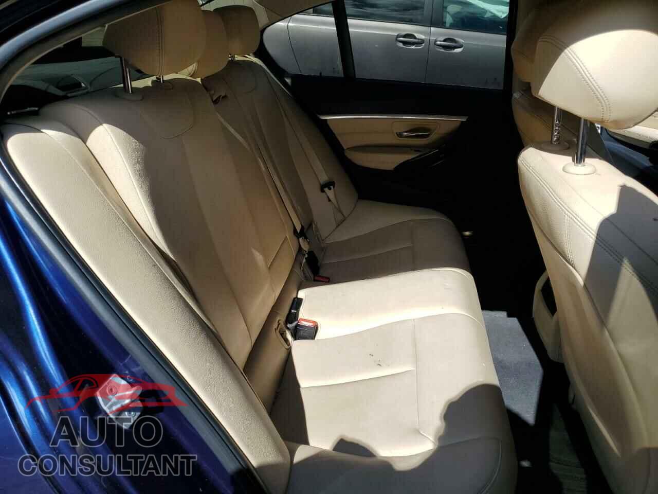 BMW 3 SERIES 2017 - WBA8E5G52HNU22737