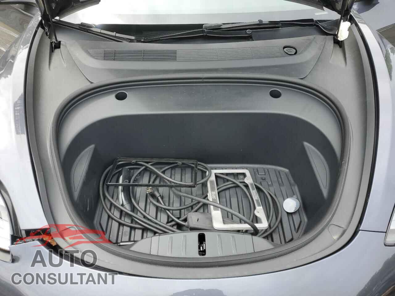 TESLA MODEL 3 2023 - 5YJ3E1EA1PF677883
