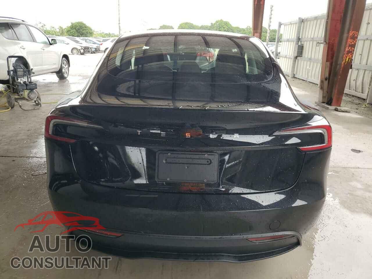 TESLA MODEL 3 2024 - 5YJ3E1EA0RF732763