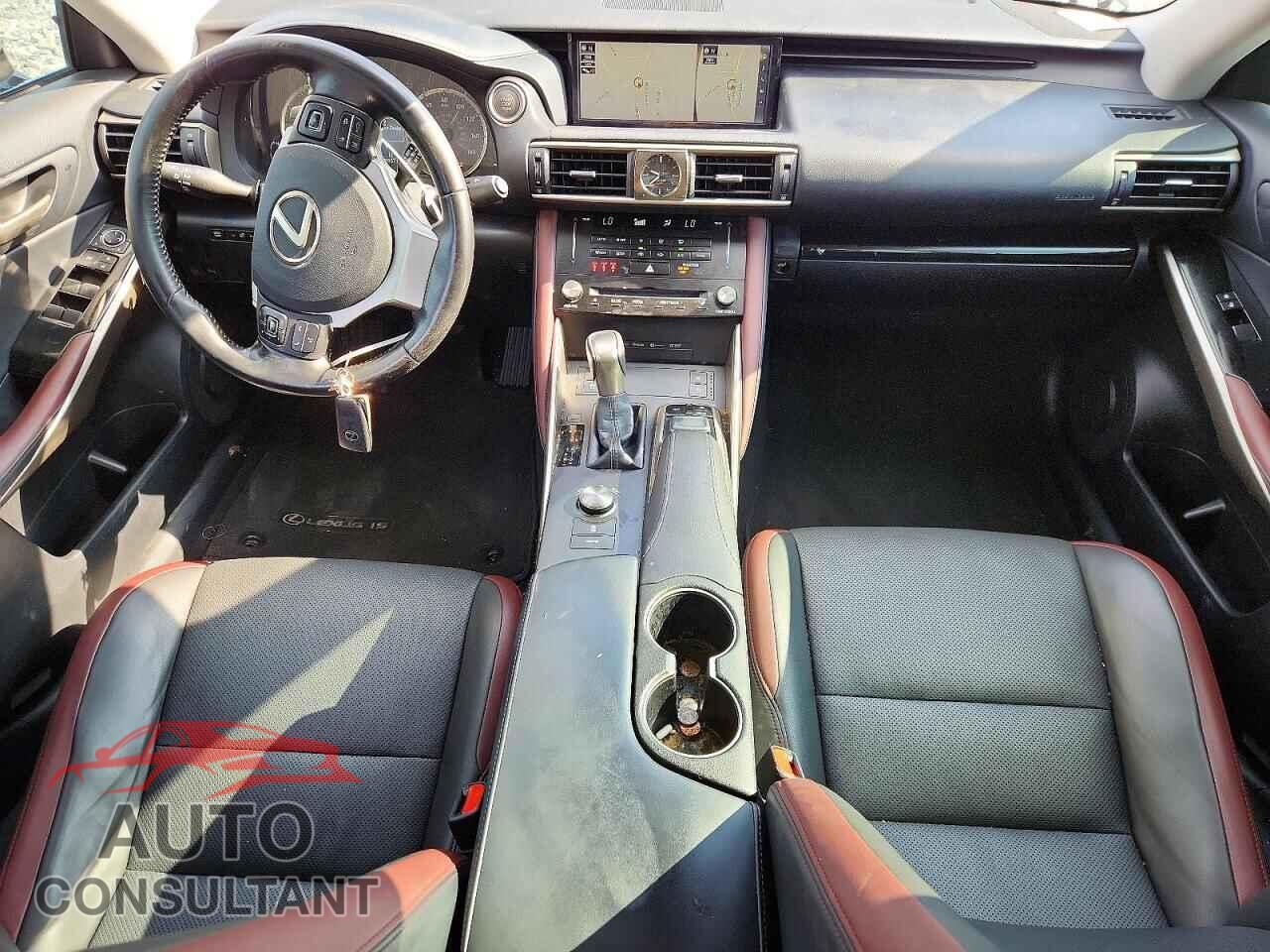 LEXUS IS 2017 - JTHBA1D24H5048668