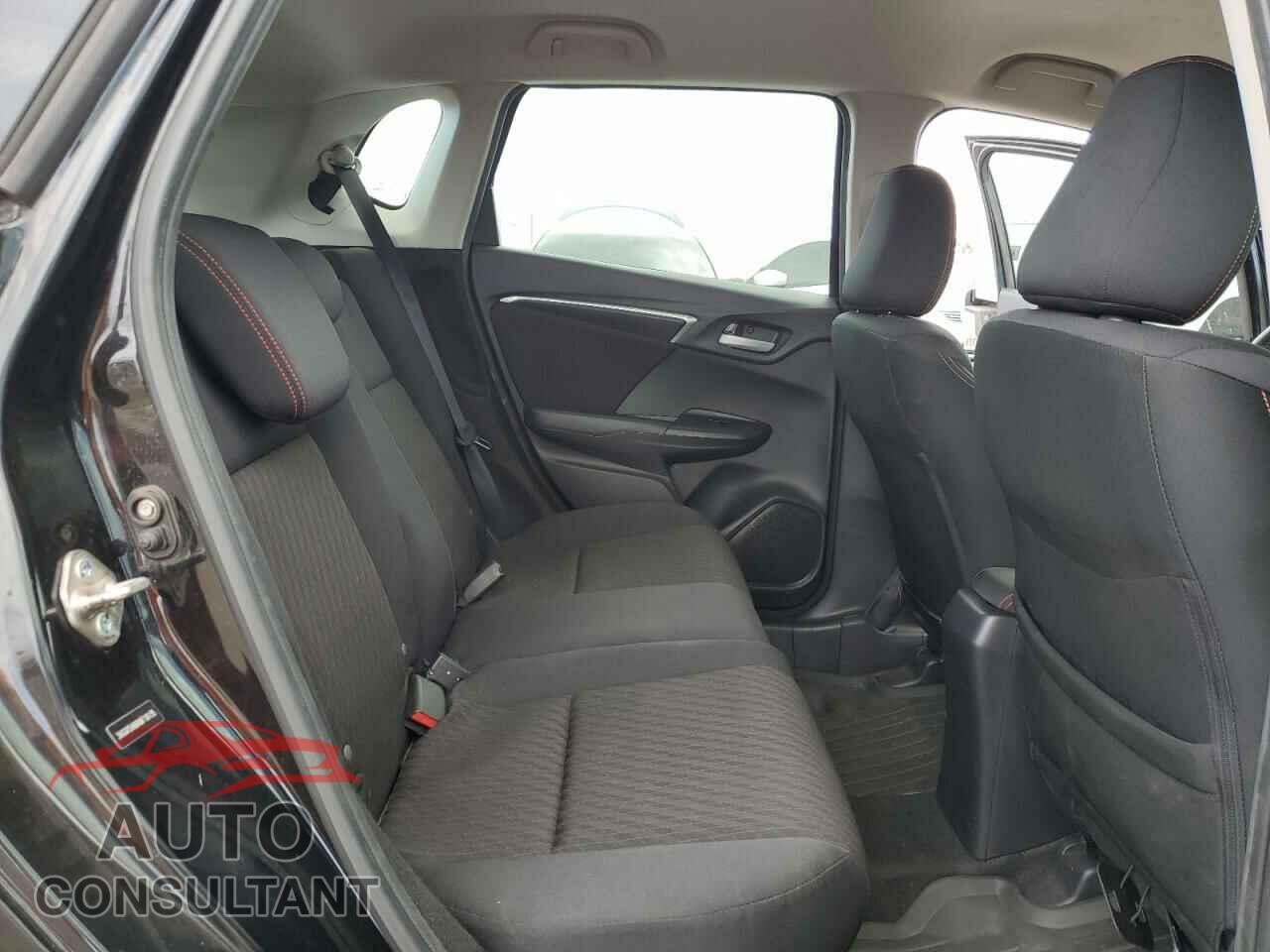 HONDA FIT 2019 - 3HGGK5H66KM718135