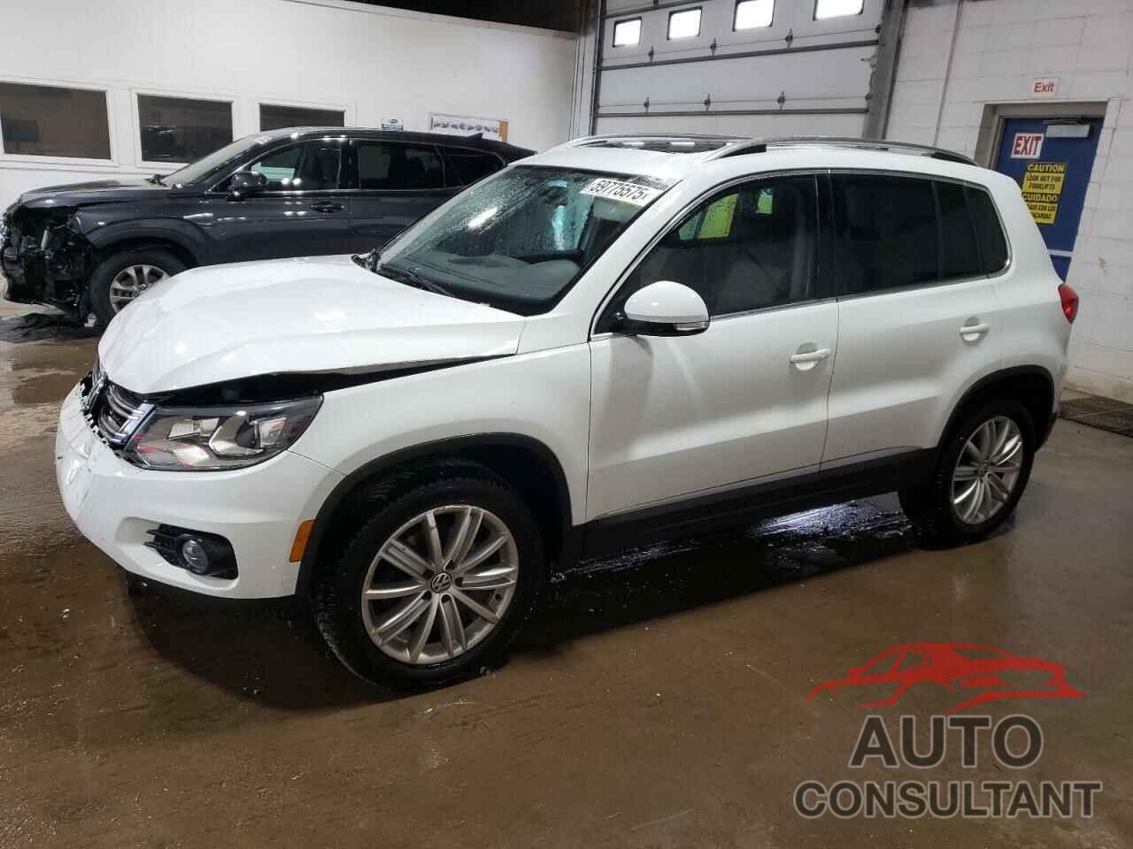 VOLKSWAGEN TIGUAN 2016 - WVGBV7AX1GW530074