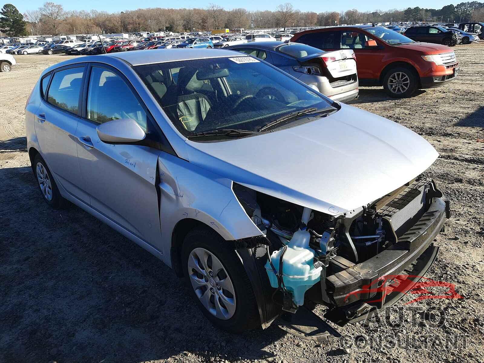 HYUNDAI ACCENT 2017 - KMHCT5AE8HU321134