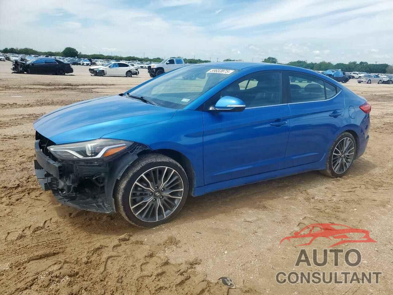 HYUNDAI ELANTRA 2018 - KMHD04LB1JU485342