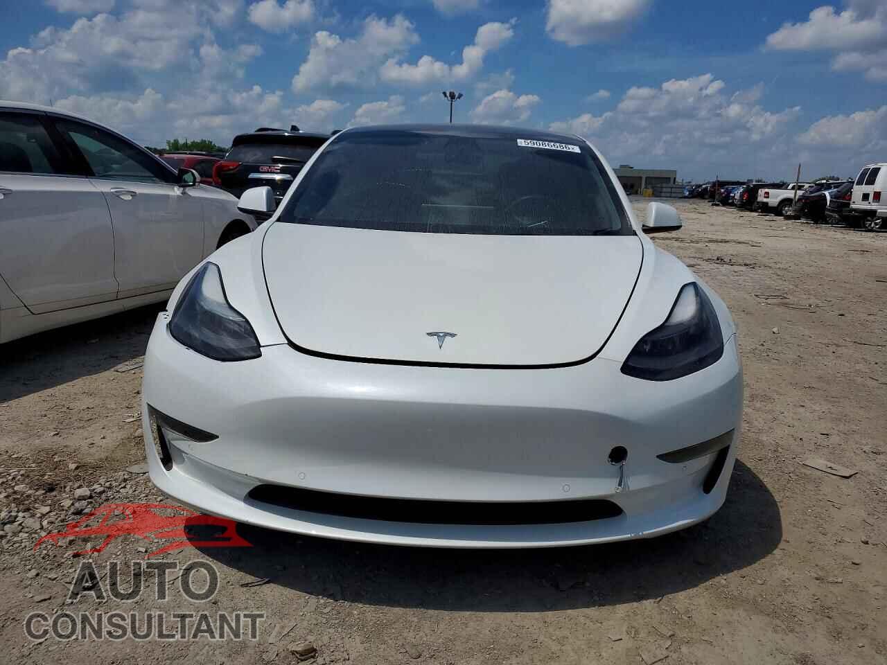 TESLA MODEL 3 2022 - 5YJ3E1EA5NF111979