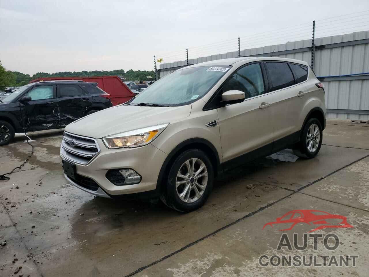 FORD ESCAPE 2017 - 1FMCU0GD9HUD88940