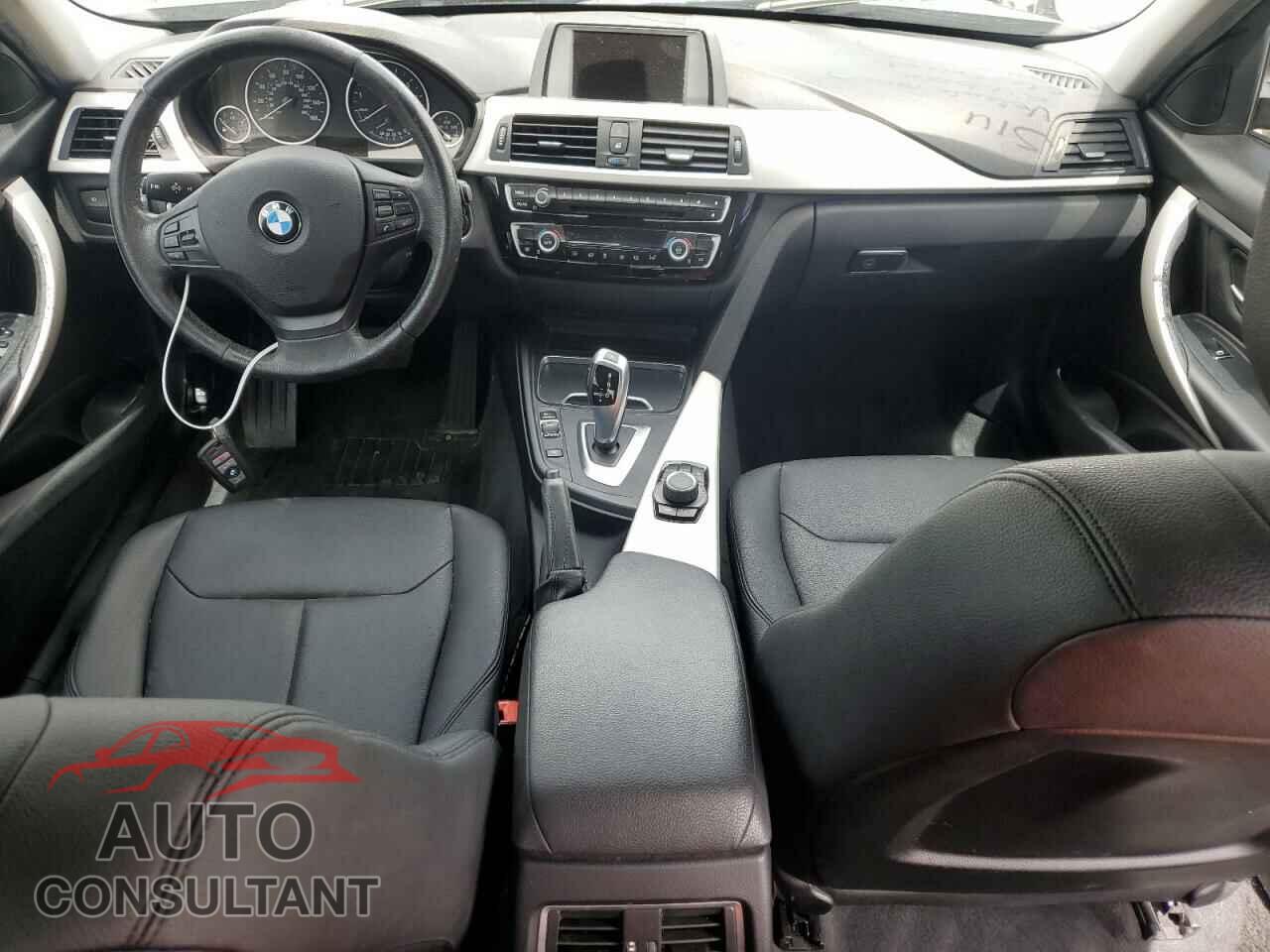 BMW 3 SERIES 2017 - WBA8A9C39HK620580