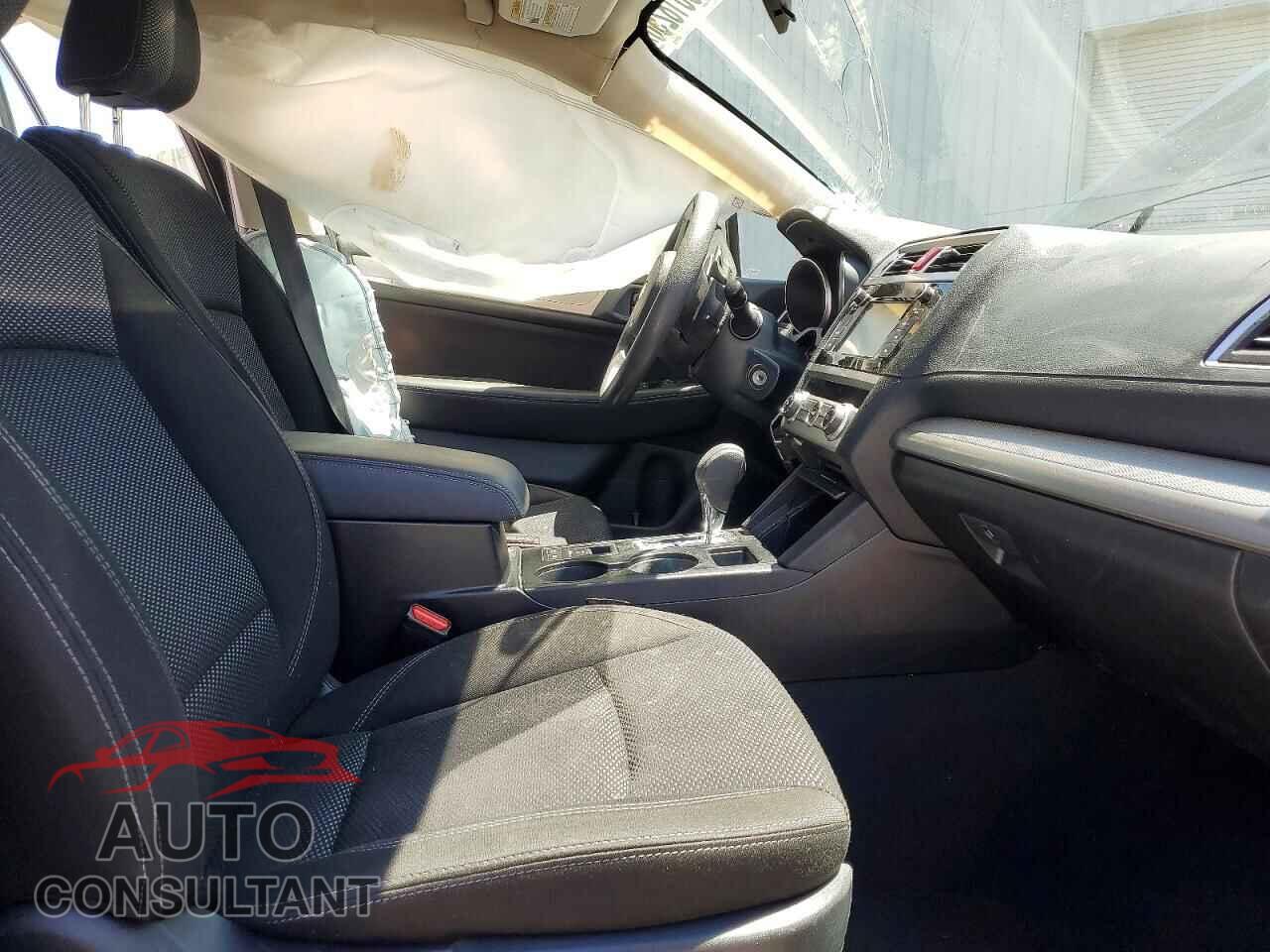 SUBARU OUTBACK 2018 - 4S4BSAAC3J3218981