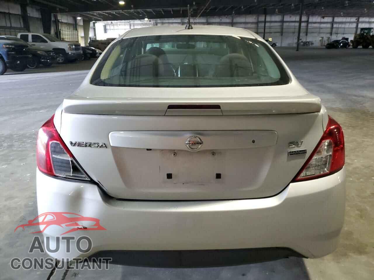 NISSAN VERSA 2017 - 3N1CN7AP1HL824965